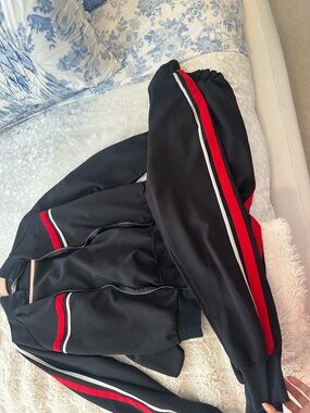 Zara Black Sweatshirt & Jogger Set with Red and White Stripes